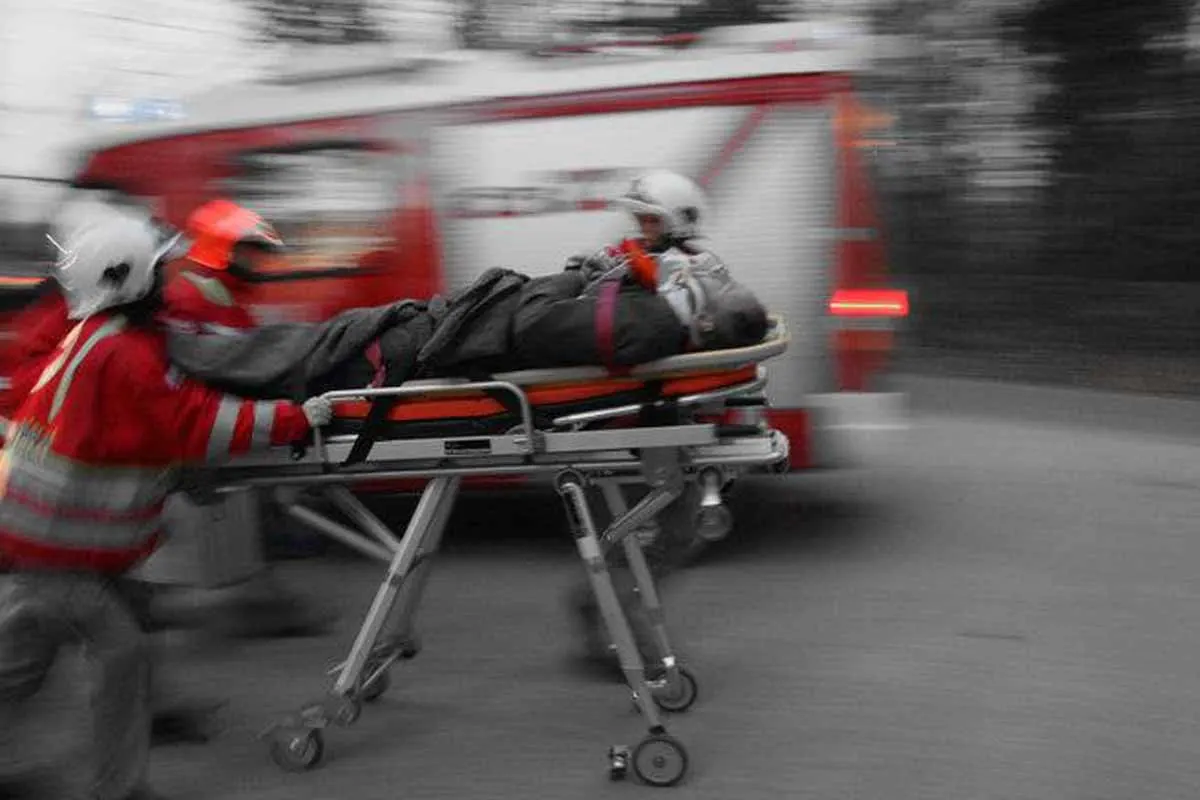 Hallwang - Zwei Verletzte bei Unfall zwischen PKW und Motorrad