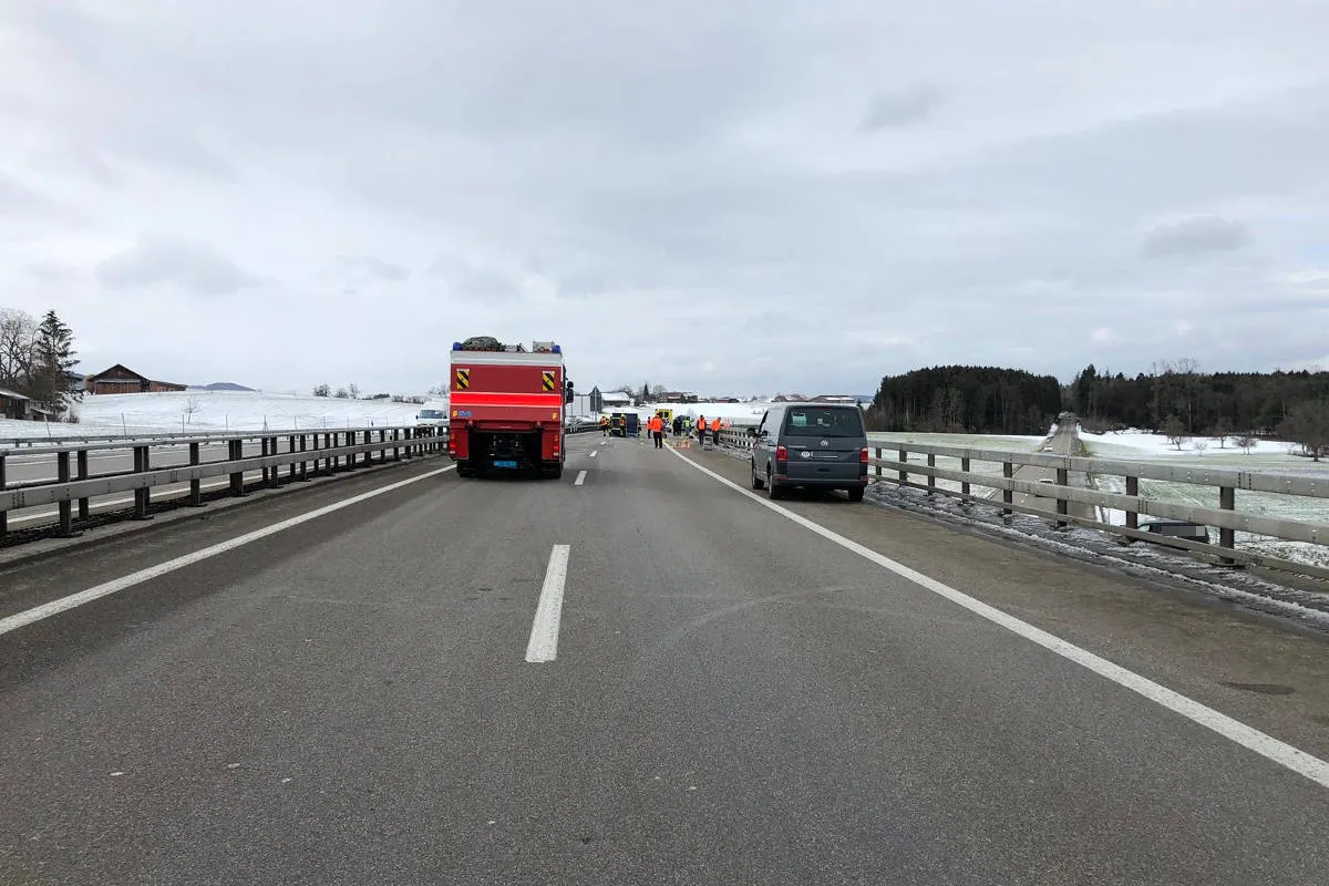 Gossau SG - Person auf der Autobahn überfahren!