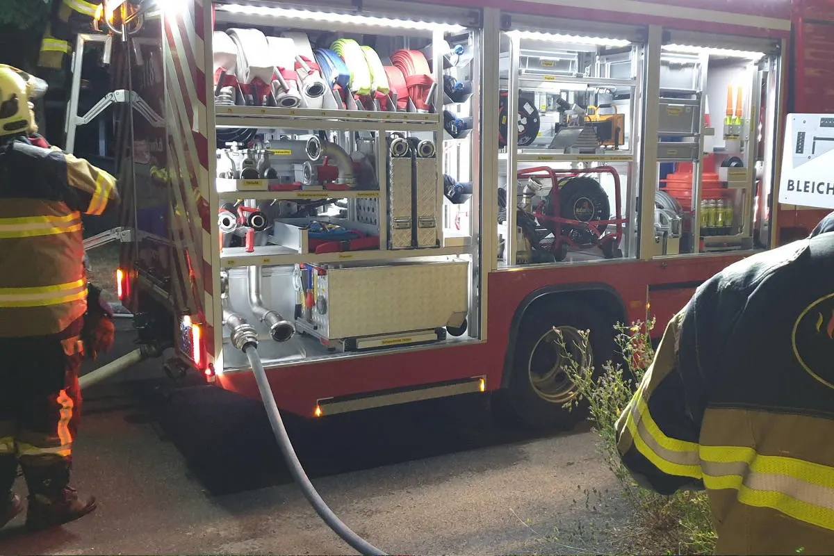 Explosion in Buchholz - Ein Toter und drei Verletzte in Mehrfamilienhaus
