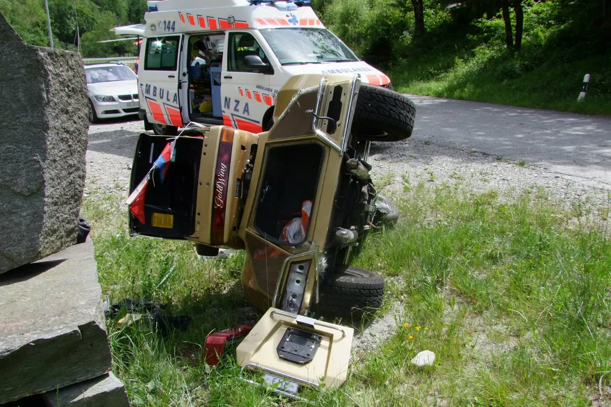 Bei schwerer Kollision in Arvigo lebensgefährlich verletzt