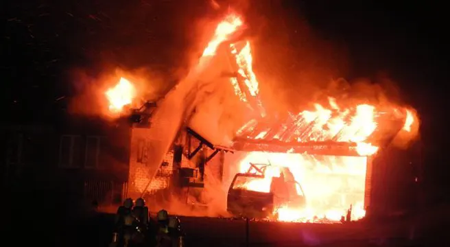 Flammen-Inferno in Arth