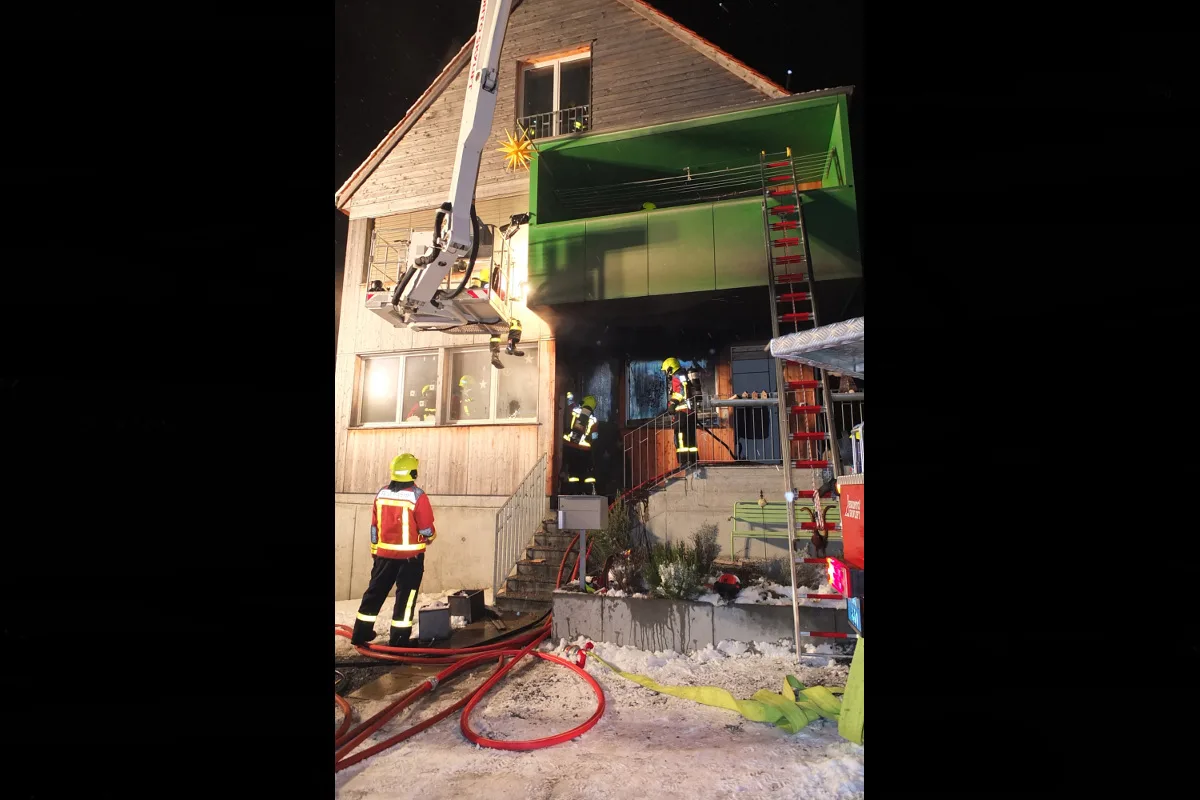 Flawil SG - Kerzen verursachen Brand