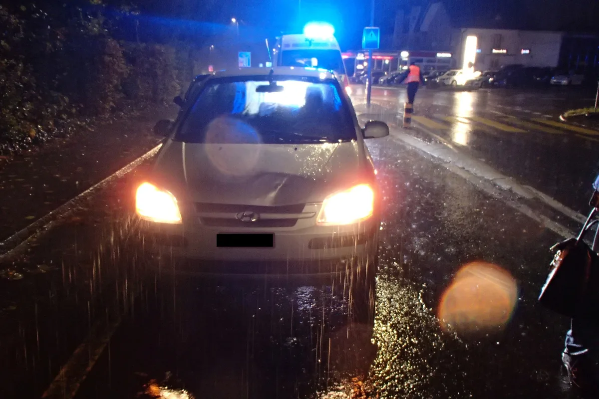 Lenzburg AG - Fussgängerin (23) von Auto erfasst
