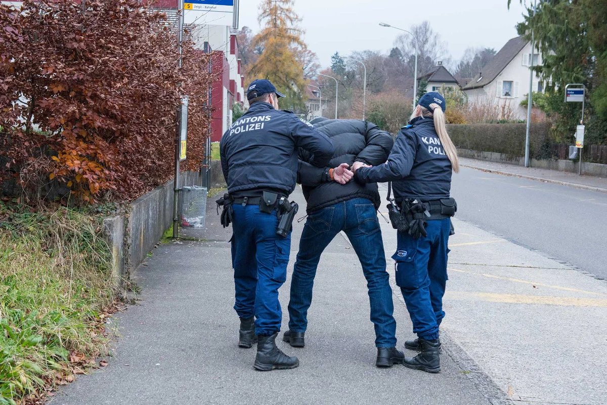 Mägenwil AG - Polizei fahndet erfolgreich nach Dieb 