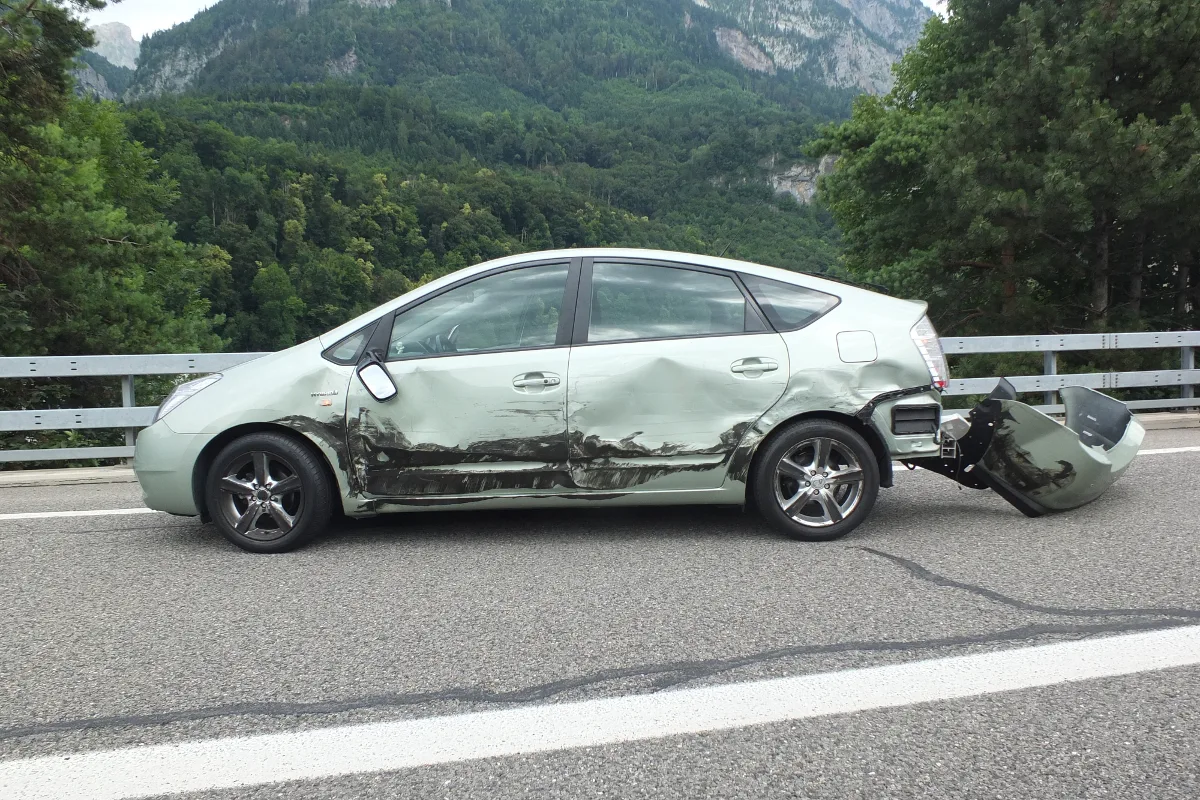 Flums: Streifkollision auf der A3