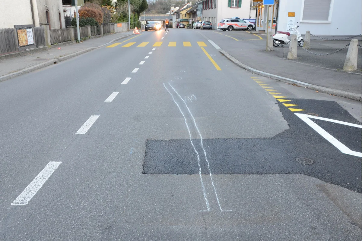Augst BL - Bremsmanöver führt zu Roller-Unfall