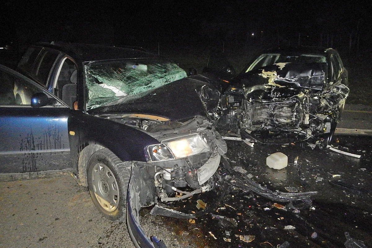 Berg TG - Heftiger Frontalcrash fordert zwei Verletzte