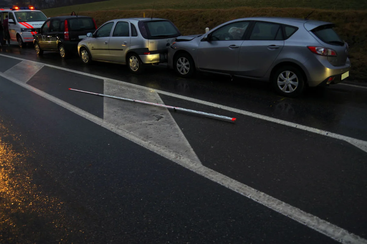 Chur GR - Auffahrcrash zwischen drei Fahrzeugen