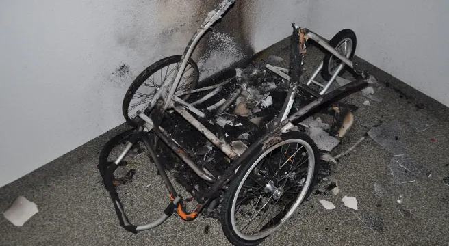 Kinderwagen in Dulliken mutwillig angezündet