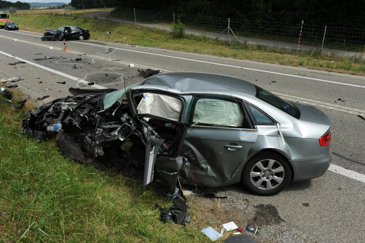 Frontalcrash bei Henggart fordert Todesopfer