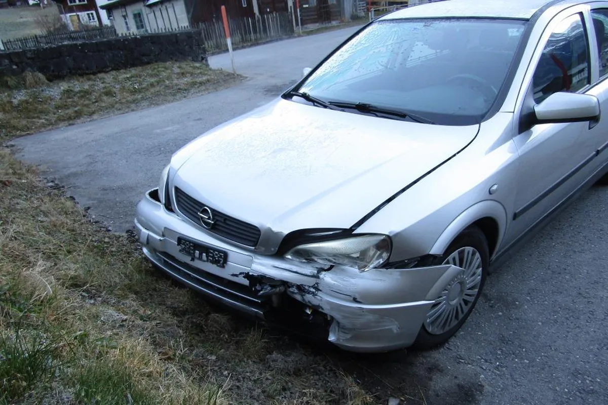 Engi GL - Unfall mit Sachschaden