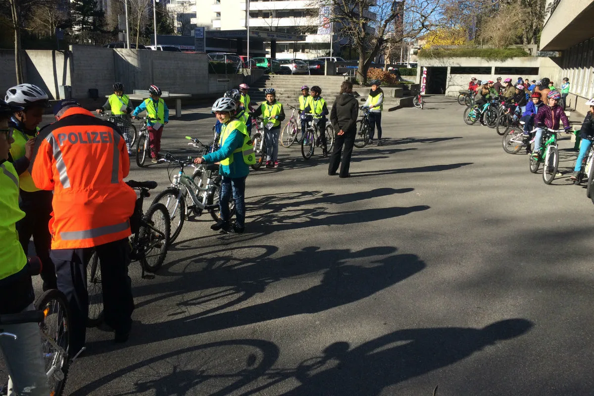 Chur GR - Radfahrerprüfungen für Schüler im April 2017