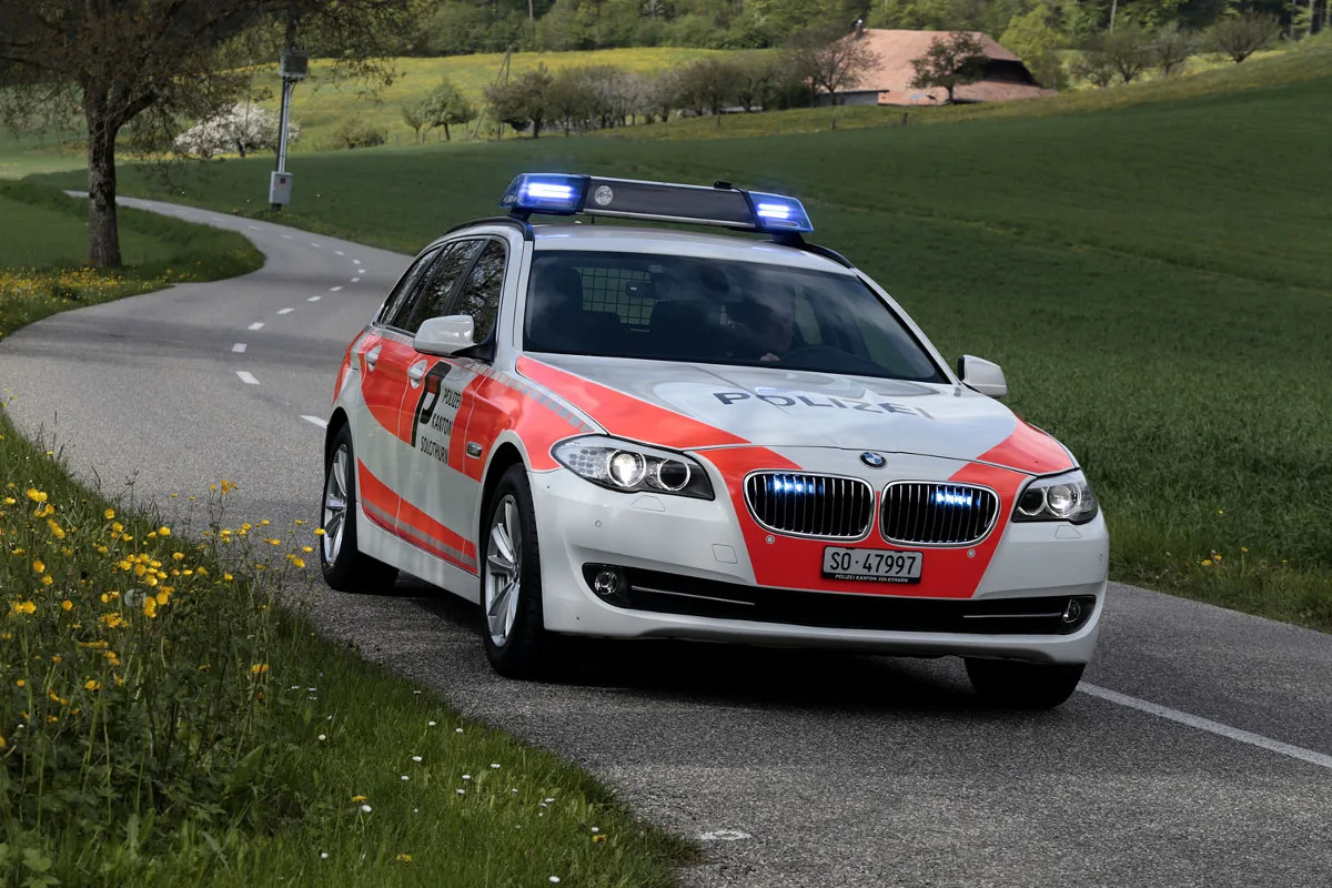 Olten SO - Nach Kollision im Kreisverkehr abgehauen - Zeugenaufruf