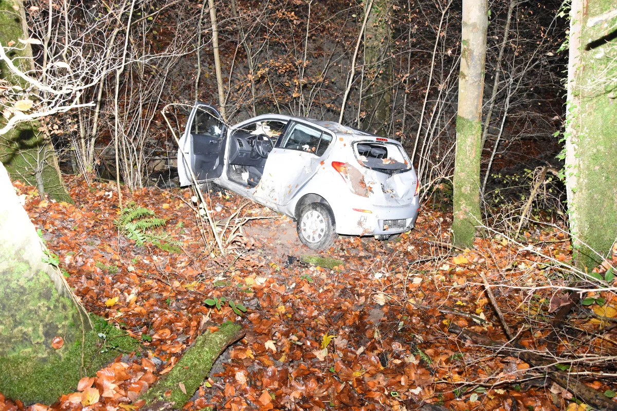 Goldach SG - Verletzte bei Selbstunfall unter Alkoholeinfluss