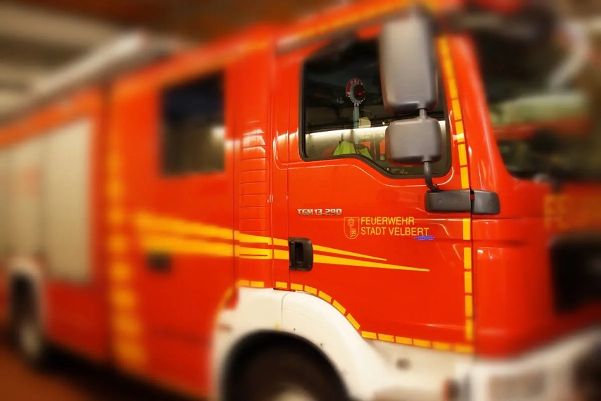 Velbert NRW - Frau wurde von S-Bahn erfasst und schwer verletzt