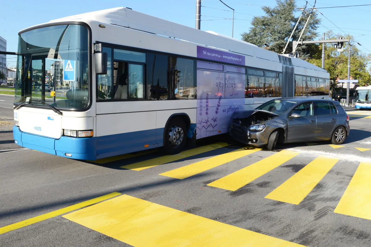 Emmenbrücke LU - Verkehrschaos wegen Crash