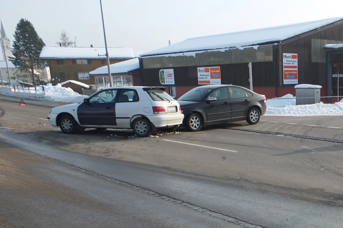 Ebnat-Kappel SG - Verletzter bei Kollision 