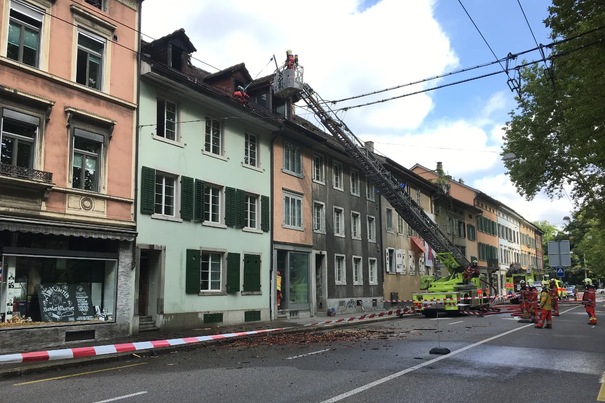 Winterthur ZH - Hund stirbt bei Dachstockbrand in der Altstadt