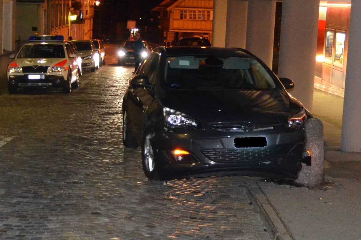 In Herisau mit Schutzposten kollidiert