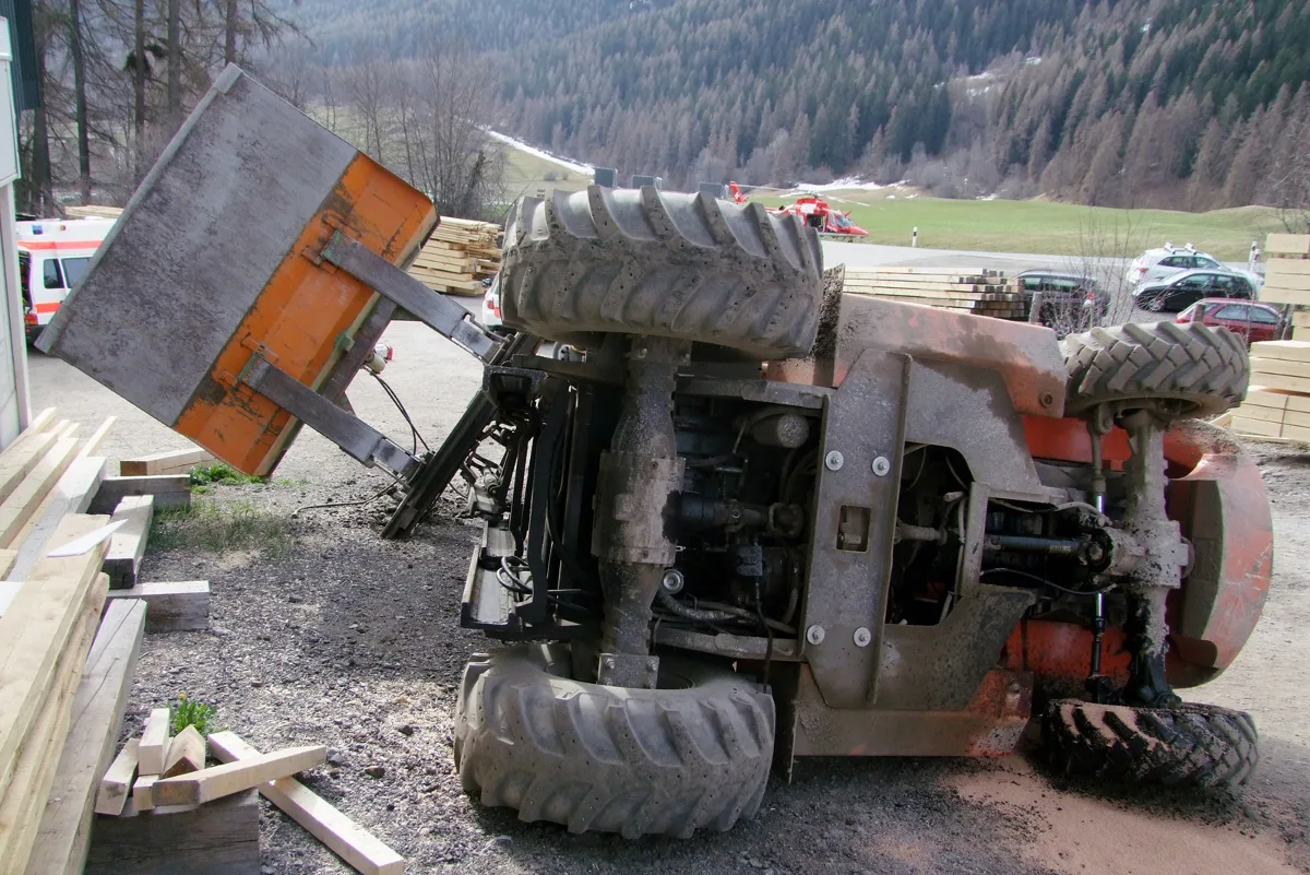 In Holzbaubetrieb in Valchava verunglückt
