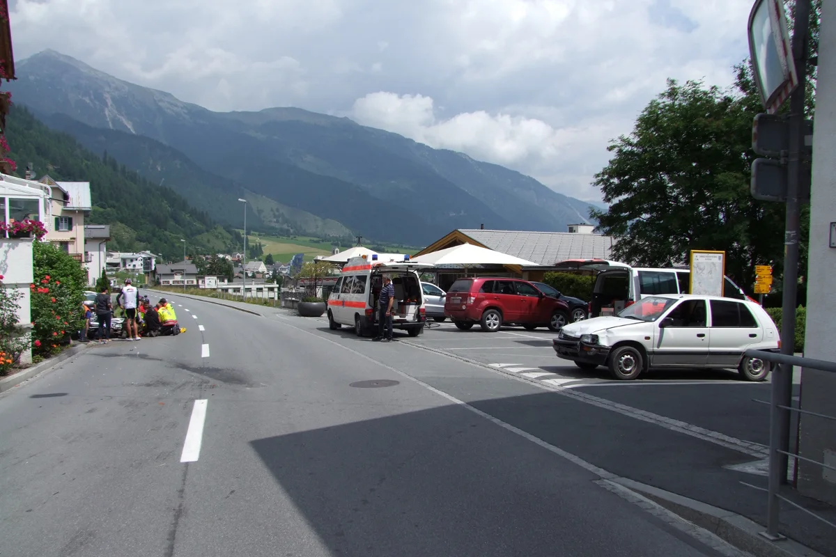 Motorradlenkerin bei Kollision in Müstair verletzt 
