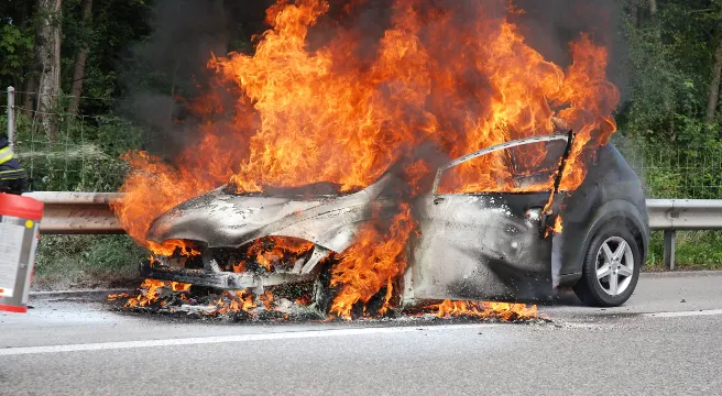 Luterbach: Autobrand auf der A1
