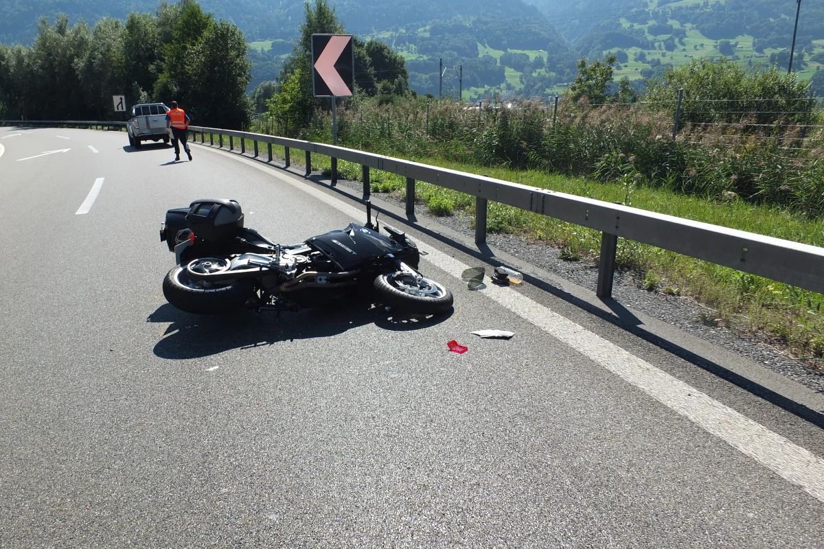Mels SG - Sekundenschlaf führt zu Verkehrsunfall auf der A13
