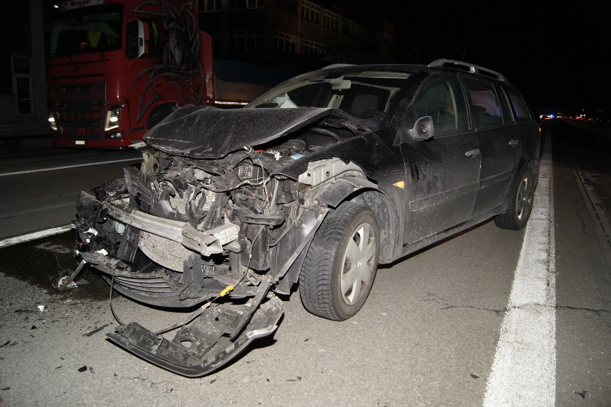 Gisikon LU - Langer Rückstau nach Crash im Morgenverkehr