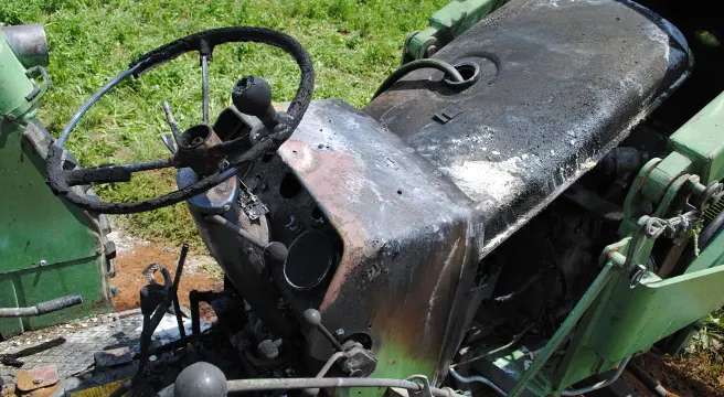 Traktor brannte in Schleitheim