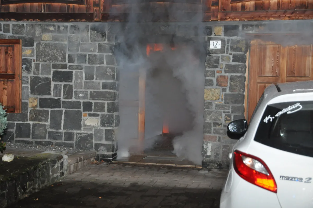 Brand in Mauren - Hausbewohner gerettet