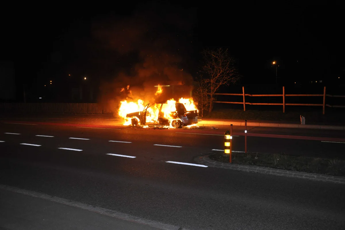 Auto bei Rickenbach ausgebrannt
