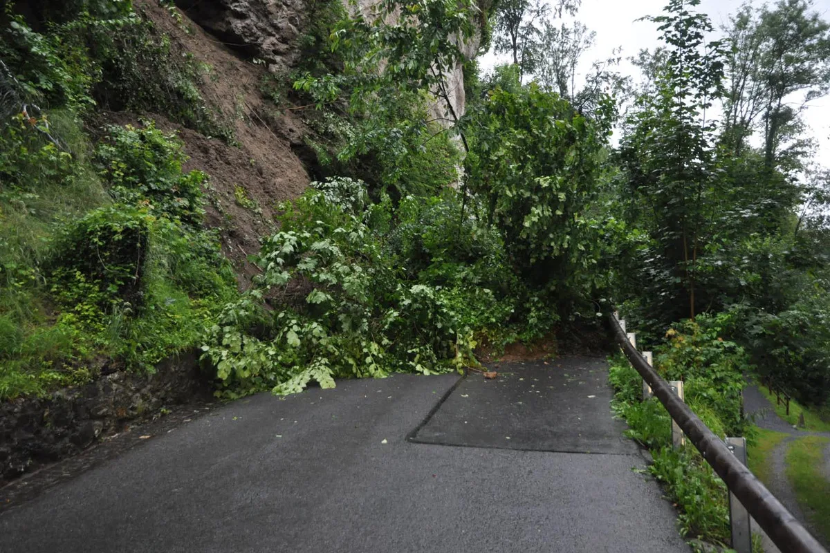 Vaduz: Hangrutsche an der Schlossstrasse