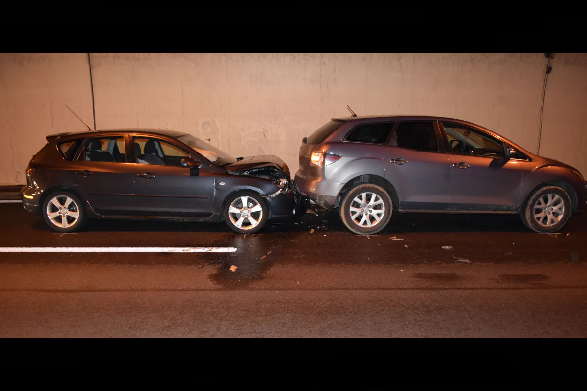 Schenkon LU - Auffahrcrash im Tunnel Mariazell