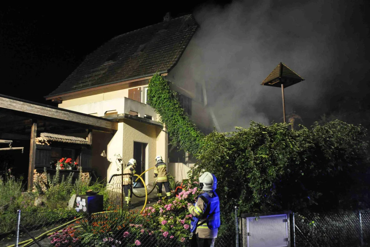 Gunzgen SO - Person aus brennendem Haus gerettet