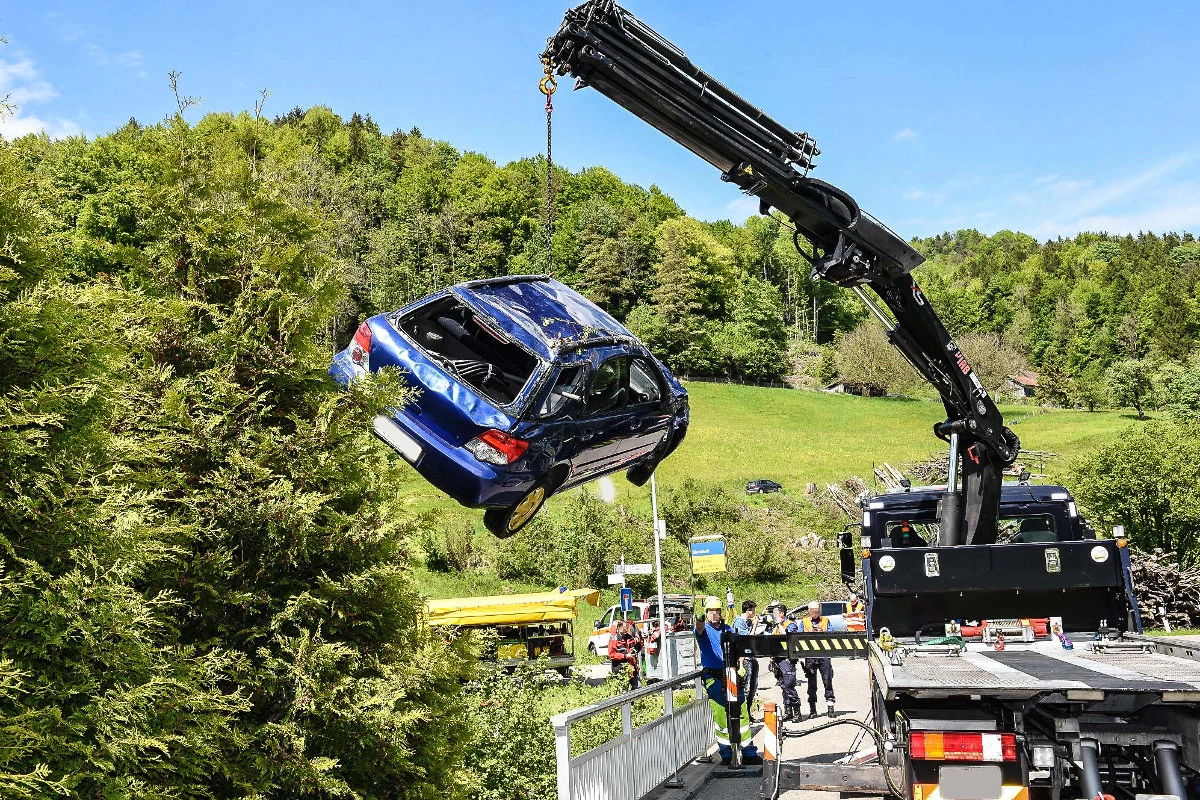 Turbenthal ZH - Ein Verletzter bei Selbstunfall