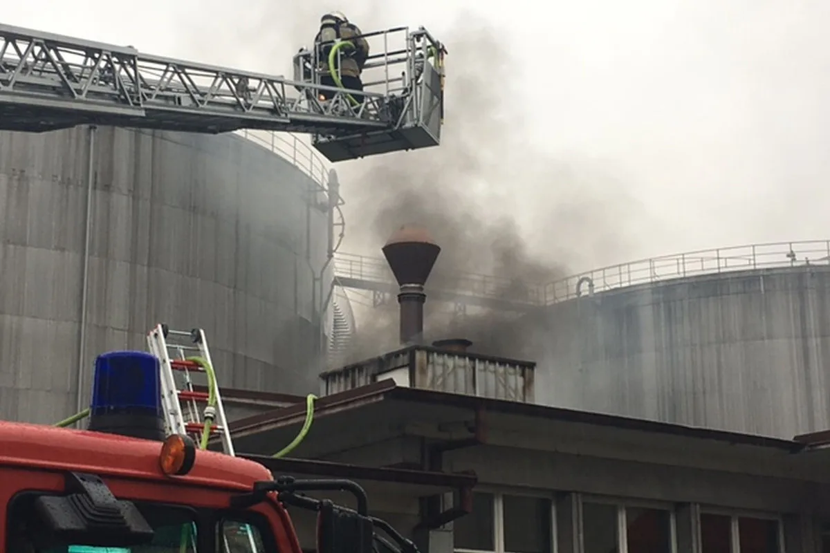 Birsfelden BL - Brand in Fabrikationsgebäude
