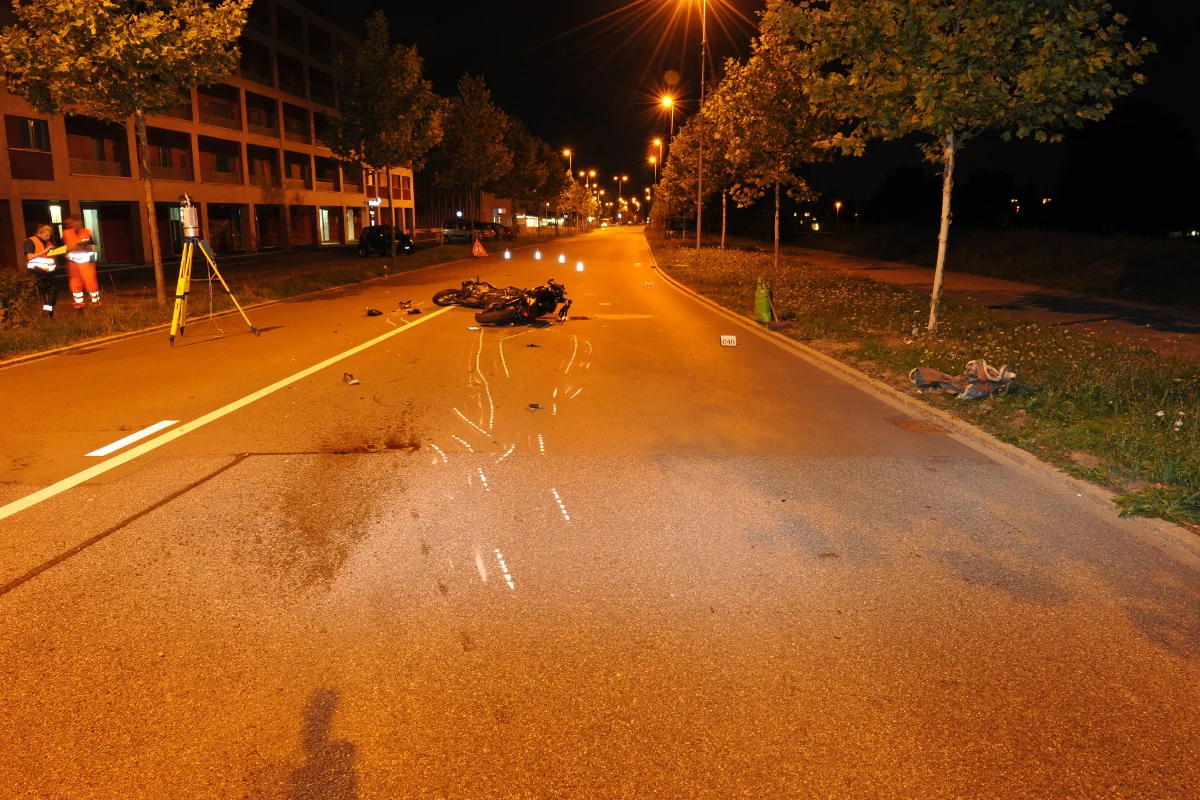 Töff-Crash in Volketswil fordert zwei Verletzte