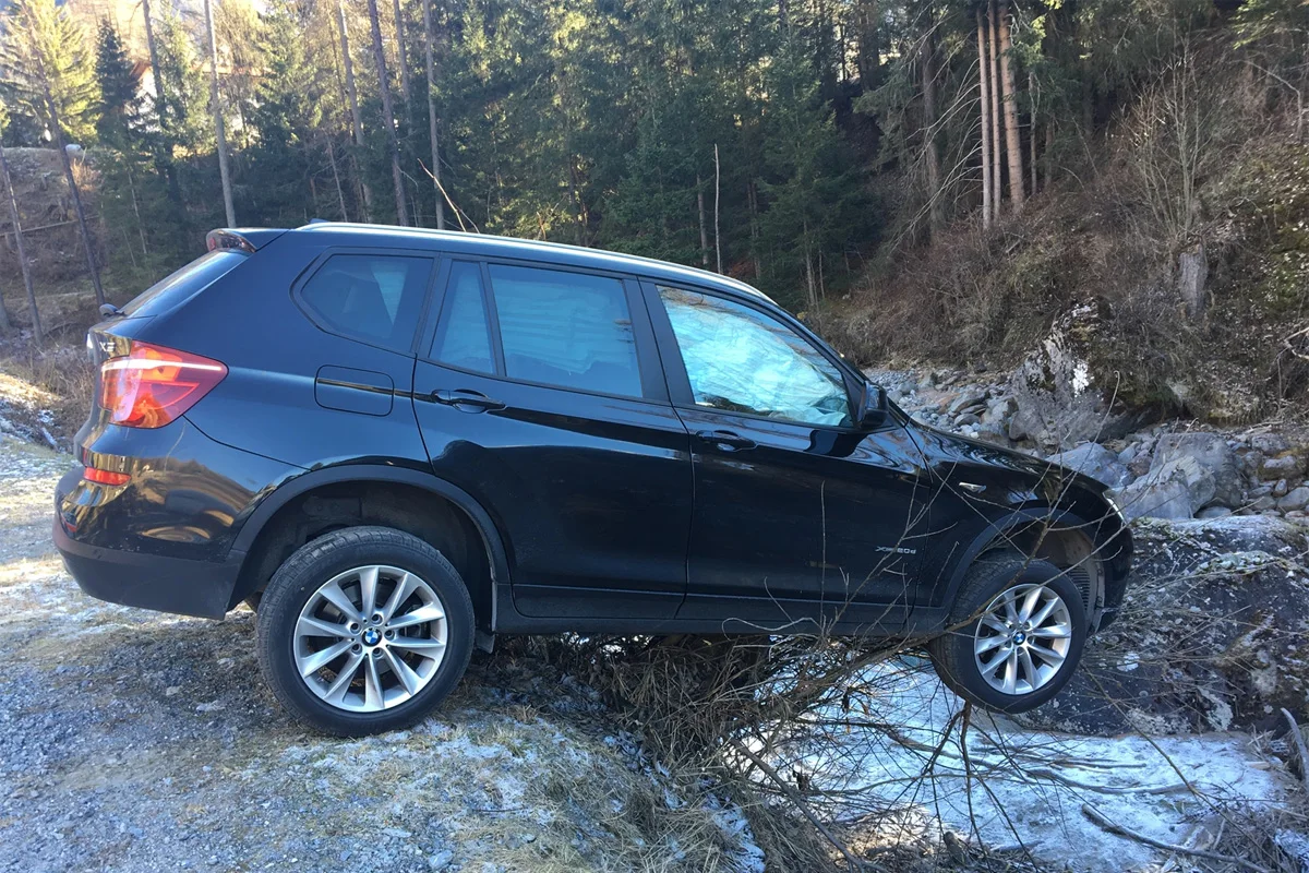 Bergün GR - Glück im Unglück beim Parkieren