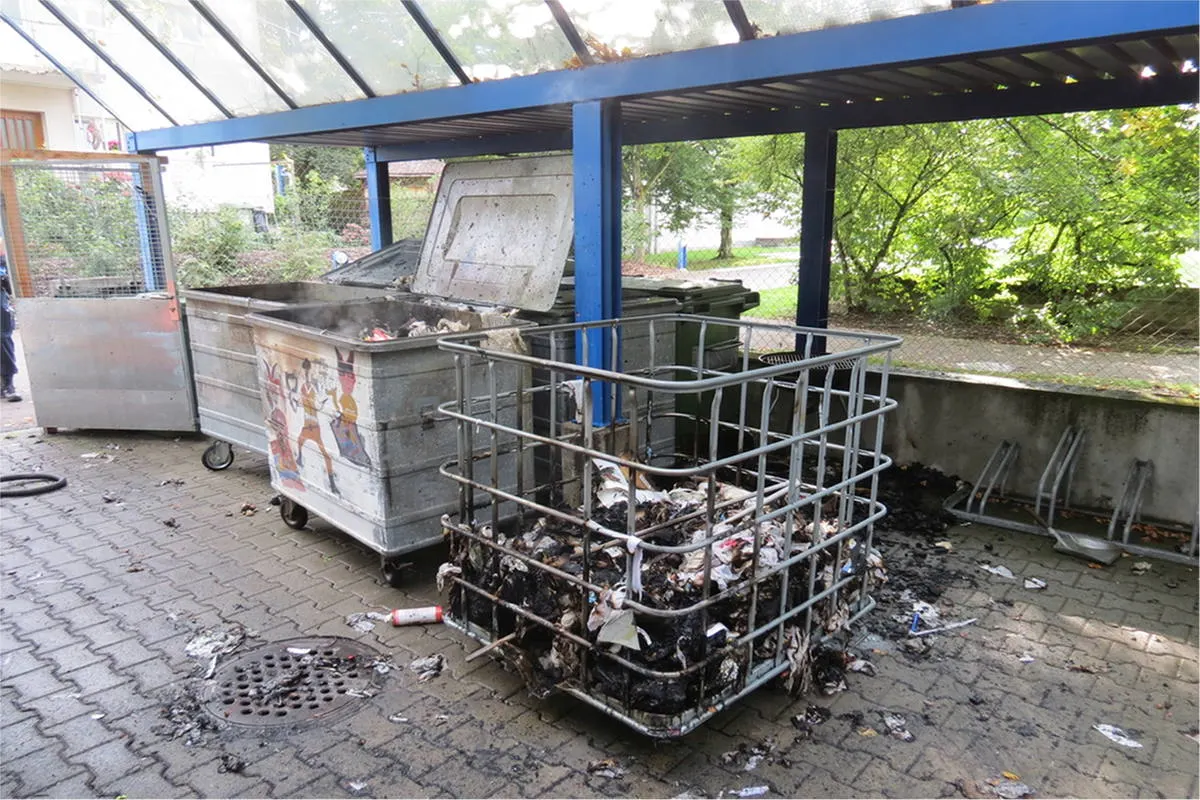 Fislisbach AG - Zeugenaufruf nach Brandausbruch bei Schulanlage 