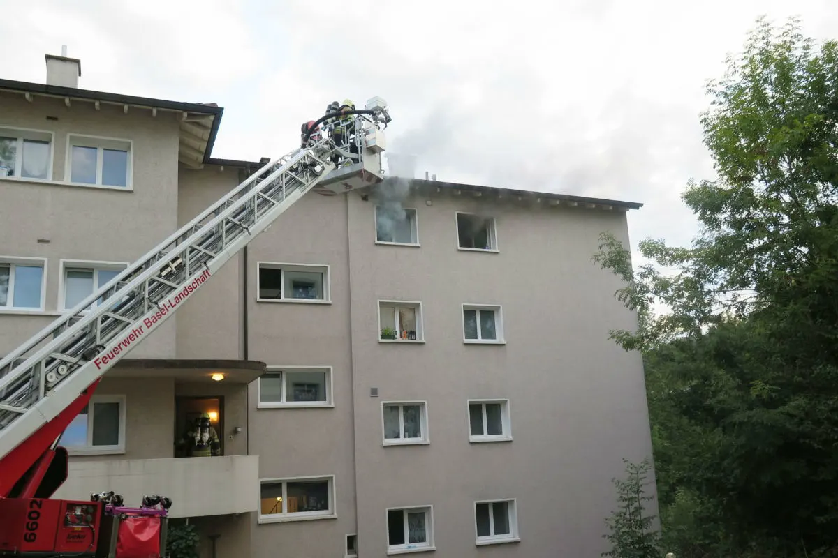 Brand in Liestaler Mehrfamilienhaus