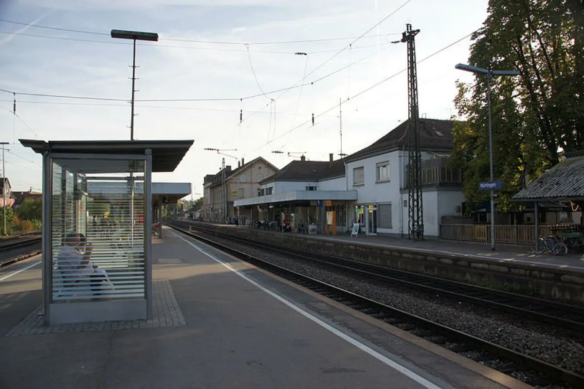Nürtingen BW - Mann belästigt 15-Jährige sexuell - Zeugenaufruf