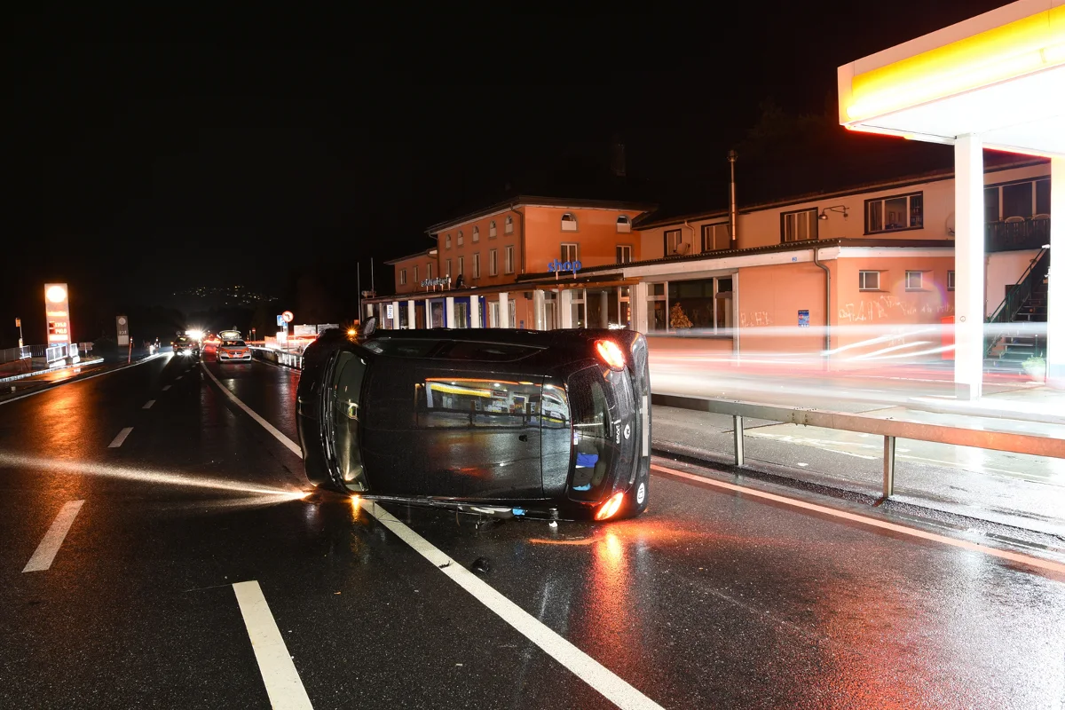 Leichtverletzter nach Alleincrash auf der A28 bei Landquart