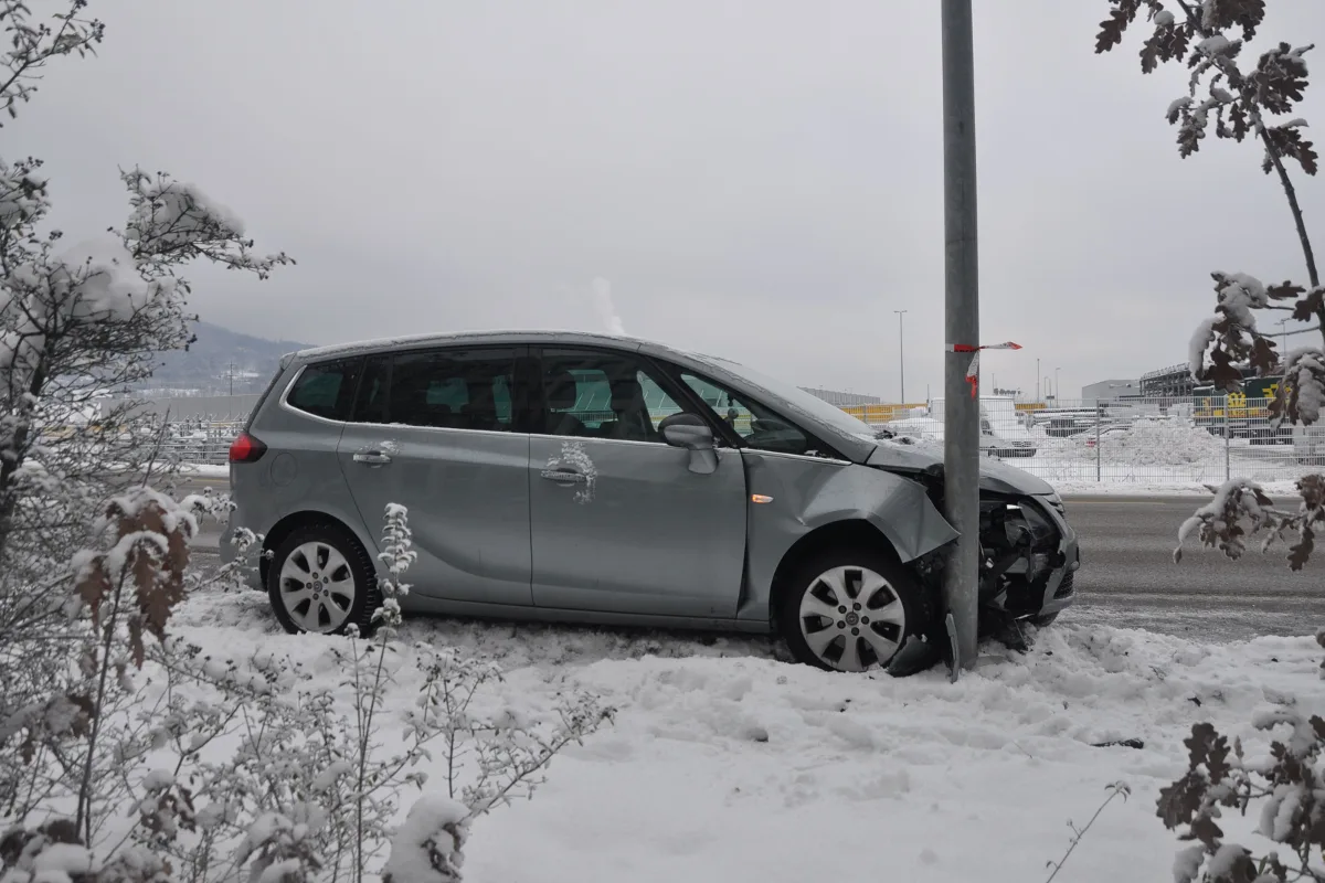 Winterliche Verhältnisse führen zu mehreren Unfällen im Kanton Solothurn
