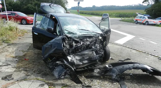 In Lamperswil mit Lastwagen kollidiert