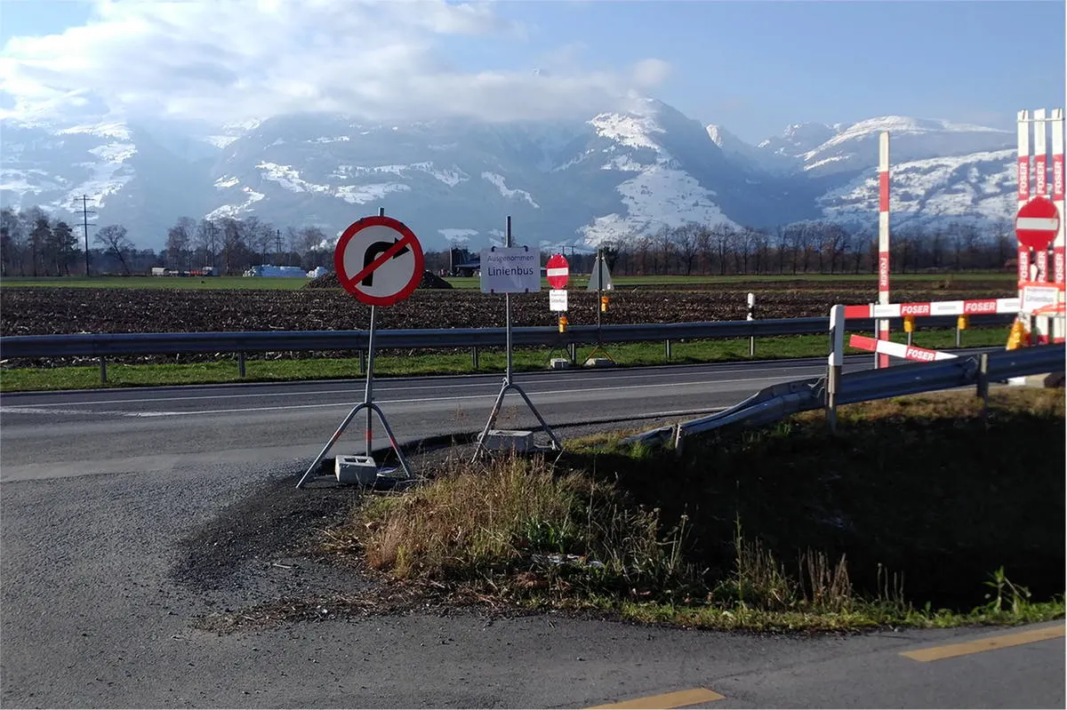 Eschen FL - Verkehrsunfall unter Alkoholeinfluss