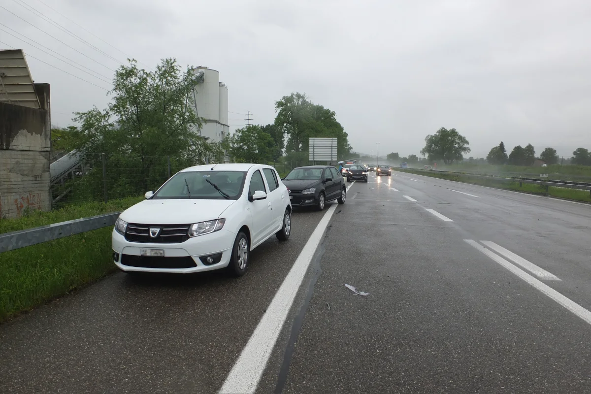 Diepoldsau: Drei Autos in Auffahrcrash verwickelt