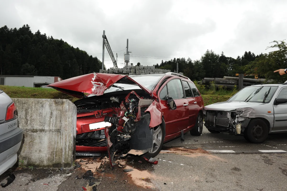 Ein Verletzter bei Verkehrsunfall in Saland