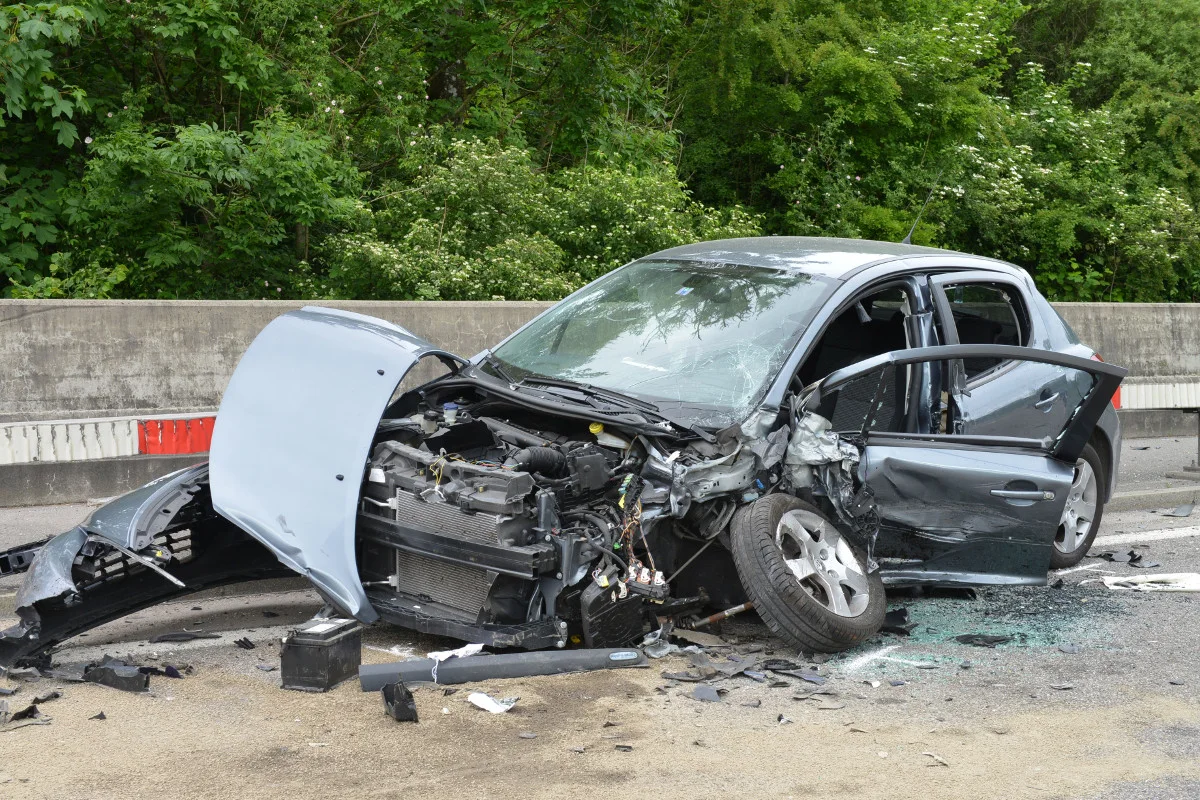 Frontalcrash in Eggenwil fordert drei Verletzte - Zeugenaufruf