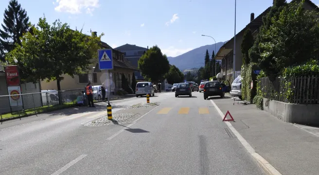 Bellach: Auto erfasst Kind auf Zebrastreifen