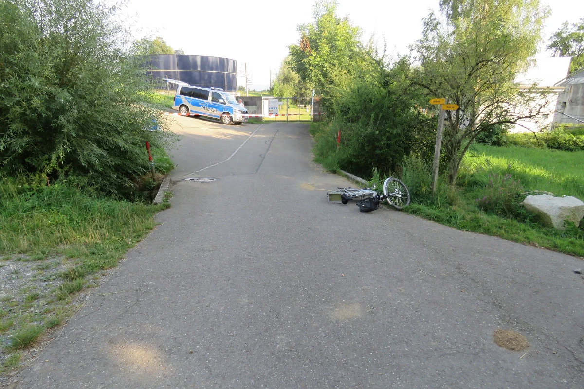 E-Bike-Kollision in Jonen AG fordert Schwerverletzten